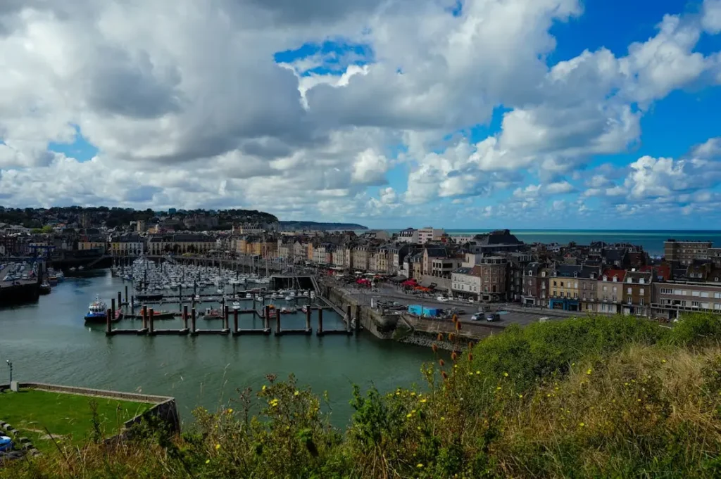 Que faire à Dieppe ? Visiter son port.