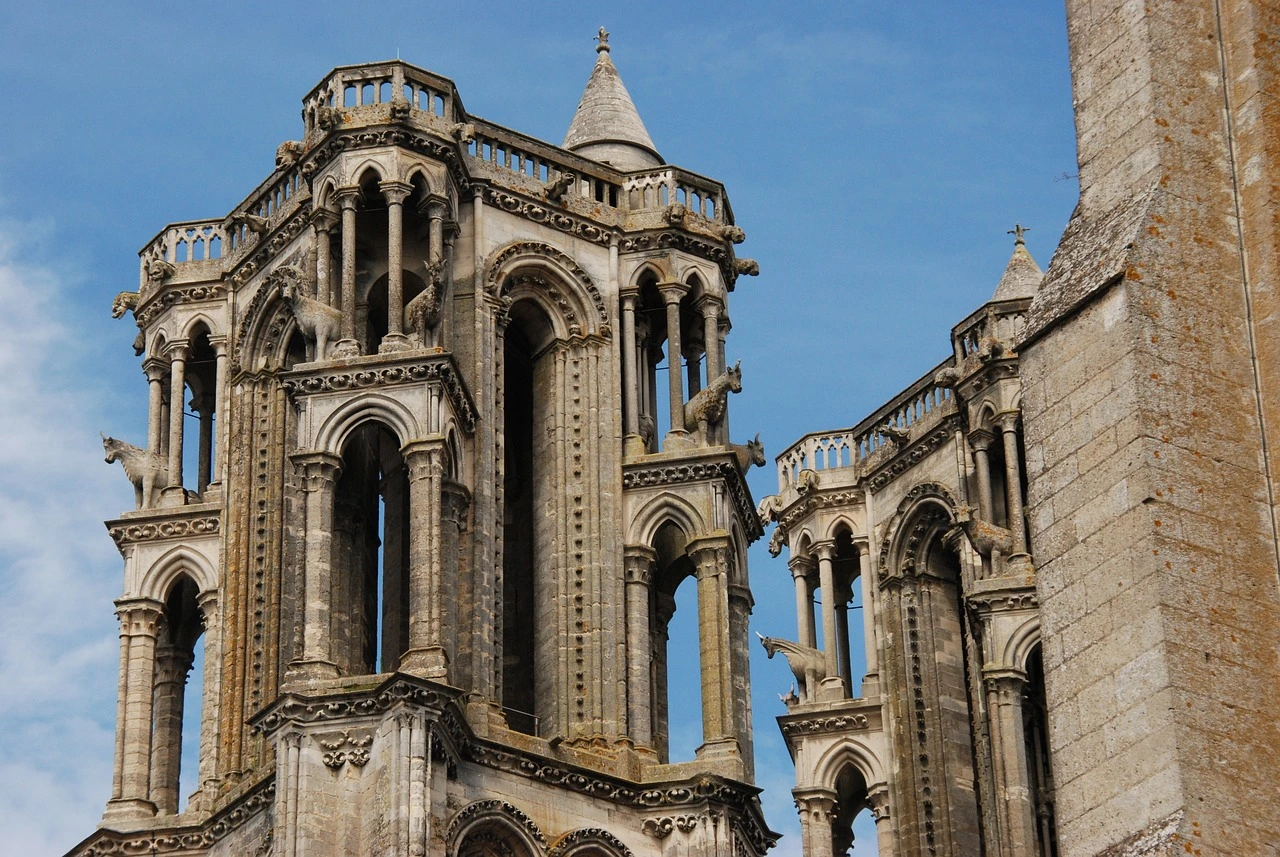 Cathédrale à Laon à faire en une journée.
