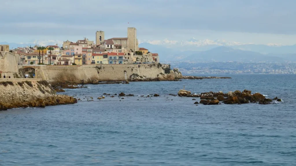 Le château Grimaldi à Antibes.