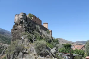 La citadelle de Corte en Corse.