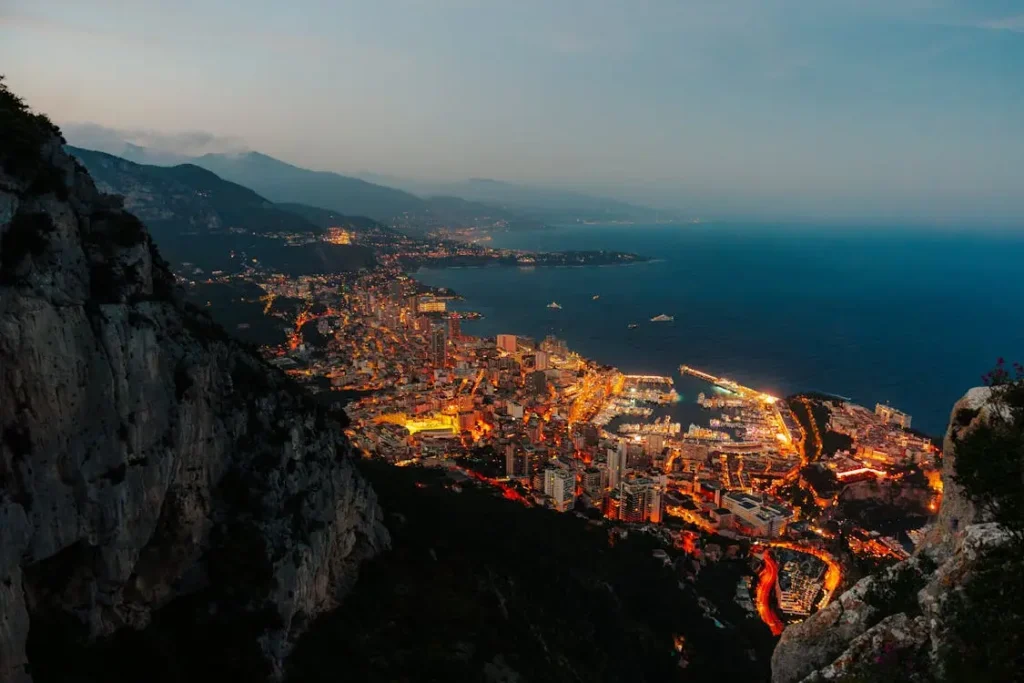 Monaco au crépuscule