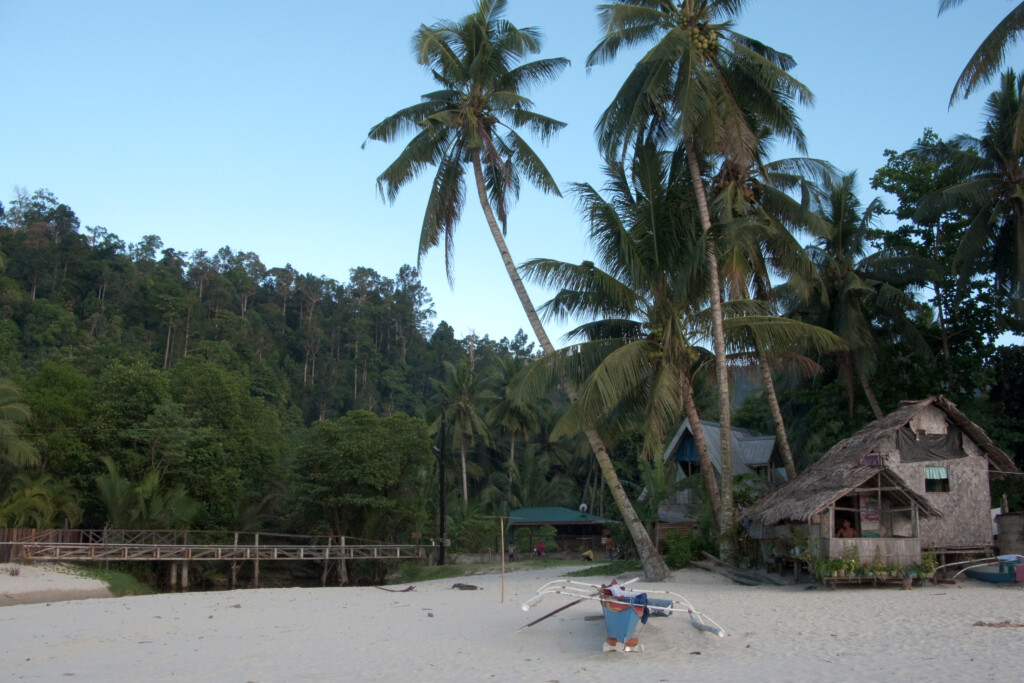 Port Barton, Village